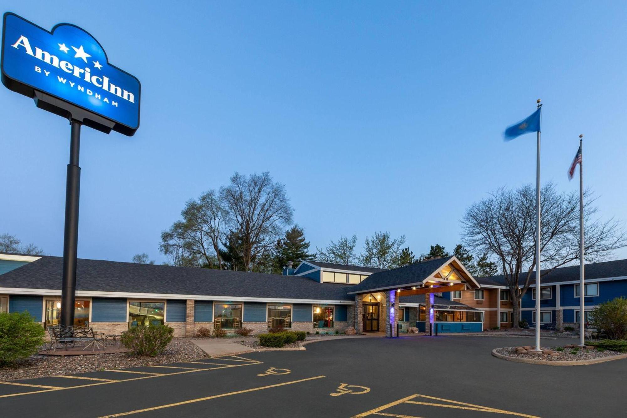 Americinn By Wyndham Chippewa Falls Ngoại thất bức ảnh